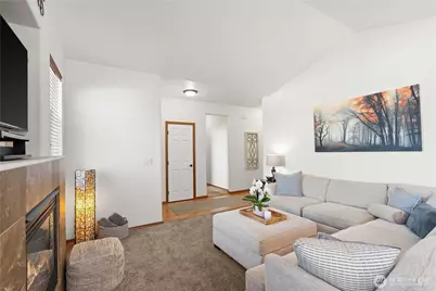 814 10th Street SE, Puyallup, WA 98372 - Photo 9