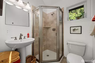 2111 Dellesta Drive, Bellingham, WA 98226 - Photo 21