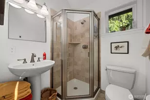 2111 Dellesta Dr, Bellingham, WA 98226 - Photo 21