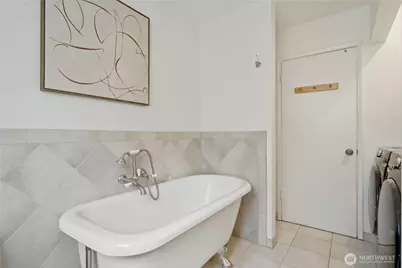 14335 109th Avenue NE, Kirkland, WA 98034 - Photo 17