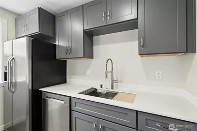 10908 62nd Street E, Puyallup, WA 98372 - Photo 13