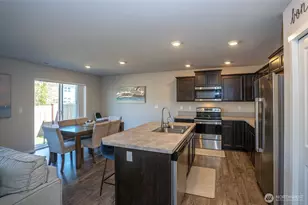 18703 108th Ave E, Puyallup, WA 98374 - Photo 9