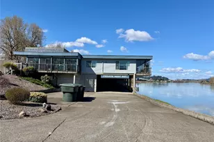 743 Marine View Dr, Longview, WA 98632 - Photo 27