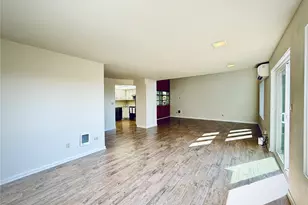 743 Marine View Dr, Longview, WA 98632 - Photo 11