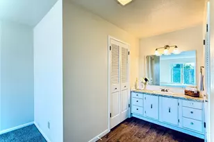 743 Marine View Dr, Longview, WA 98632 - Photo 21