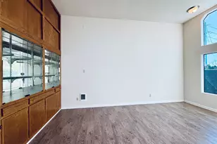 743 Marine View Dr, Longview, WA 98632 - Photo 7