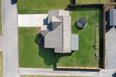 15718 44th Avenue Ct E, Tacoma, WA 98446 - Photo 3