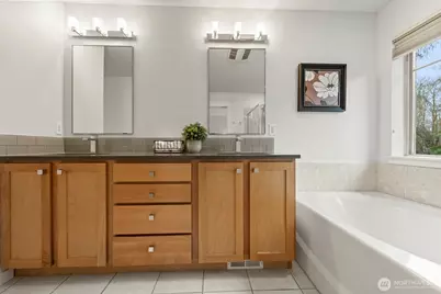 12211 NE 103rd Lane, Kirkland, WA 98033 - Photo 15