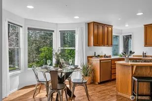 3915 245th Ct SE, Sammamish, WA 98029 - Photo 11