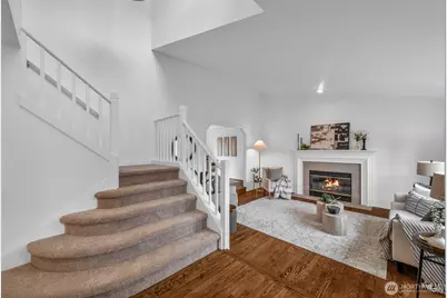 3915 245th Court SE, Sammamish, WA 98029 - Photo 3