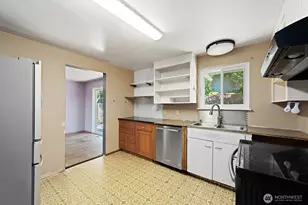 4823 S Morgan St, Seattle, WA 98118 - Photo 11