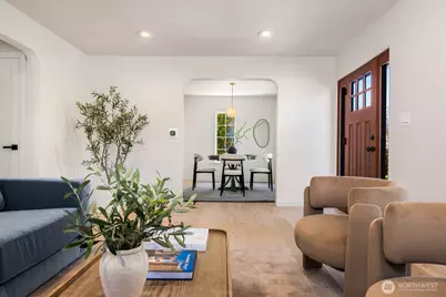 715 NE 60th Street, Seattle, WA 98115 - Photo 9