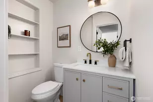 715 NE 60th St, Seattle, WA 98115 - Photo 19