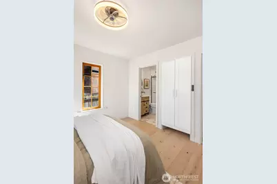 715 NE 60th Street, Seattle, WA 98115 - Photo 21