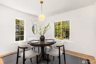 715 NE 60th St, Seattle, WA 98115 - Photo 11