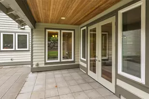 8225 155th Ave SE, Newcastle, WA 98059 - Photo 17