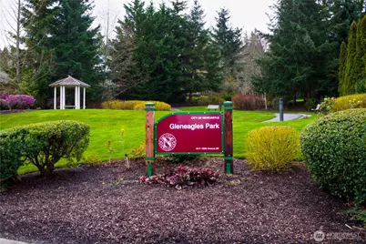 8225 155th Avenue SE, Newcastle, WA 98059 - Photo 5