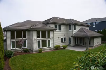 8225 155th Avenue SE, Newcastle, WA 98059 - Photo 3