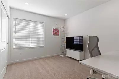 15538 NE 15th Place #301, Bellevue, WA 98007 - Photo 25