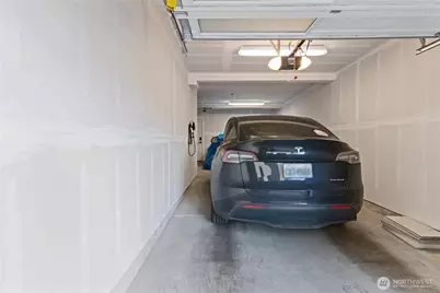 15538 NE 15th Place #301, Bellevue, WA 98007 - Photo 33