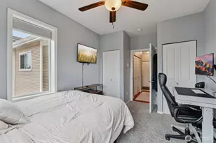 14915 38th Dr SE, Bothell, WA 98012 - Photo 15