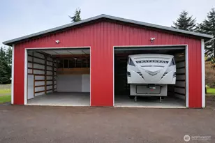 6849 SW 183rd Ave SW, Rochester, WA 98579 - Photo 5