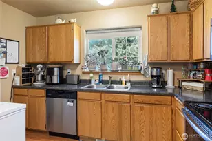 6849 SW 183rd Ave SW, Rochester, WA 98579 - Photo 11
