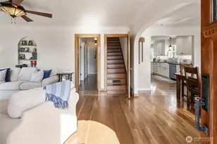 802 Edson St, Lynden, WA 98264 - Photo 7