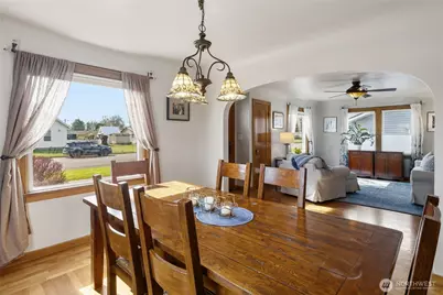 802 Edson Street, Lynden, WA 98264 - Photo 9