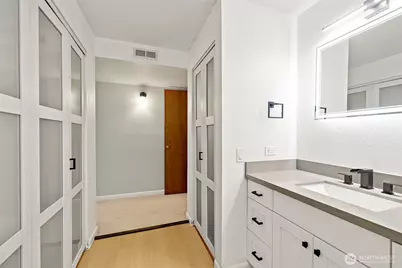 17417 Ashworth Avenue N #201, Shoreline, WA 98133 - Photo 19