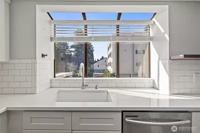 17417 Ashworth Avenue N #201, Shoreline, WA 98133 - Photo 7