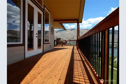 1024 Columbia Point, Entiat, WA 98822 - Photo 11