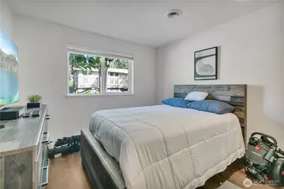 4615 Grandview Drive W #B, University Place, WA 98466 - Photo 19