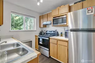 4615 Grandview Dr W, University Place, WA 98466 - Photo 11