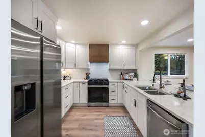 5031 98th Street SW, Mukilteo, WA 98275 - Photo 5