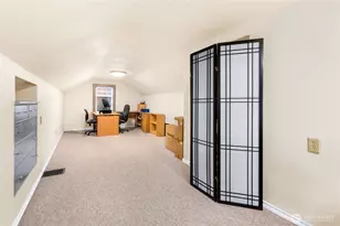 337 Park Ave N, Renton, WA 98057 - Photo 13