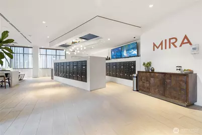 1085 103rd Avenue NE #617, Bellevue, WA 98004 - Photo 3