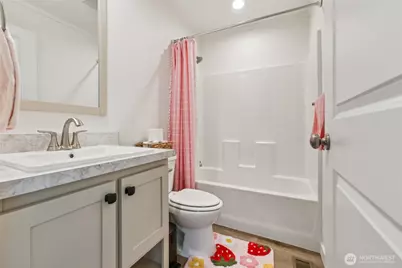 4604 Yorkshire Drive, Anacortes, WA 98221 - Photo 15