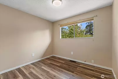 18408 63rd Pl W, Lynnwood, WA 98037 - Photo 21