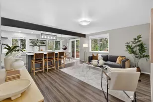 1212 N 12th Pl, Mount Vernon, WA 98273 - Photo 9