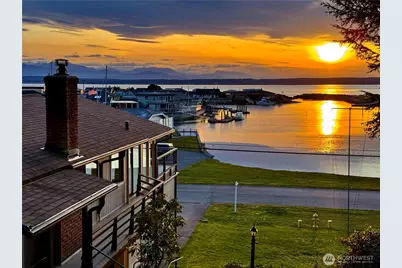 3621 Shorewood Avenue, Greenbank, WA 98253 - Photo 7