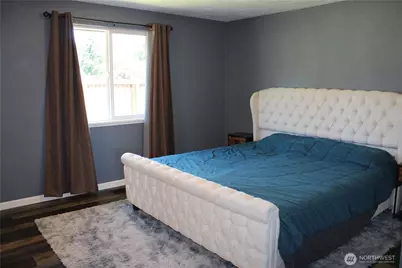 402 California Avenue N, Rainier, WA 98576 - Photo 19