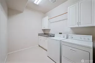 245 W St James Pl, Longview, WA 98632 - Photo 21