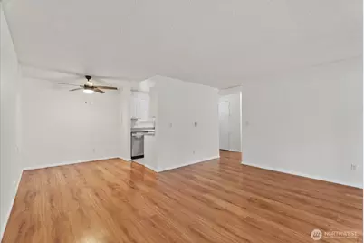 14130 SE 17 Place #C3, Bellevue, WA 98007 - Photo 11