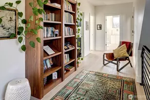 2660 9th Ave W, Seattle, WA 98119 - Photo 23