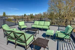 2660 9th Ave W, Seattle, WA 98119 - Photo 35