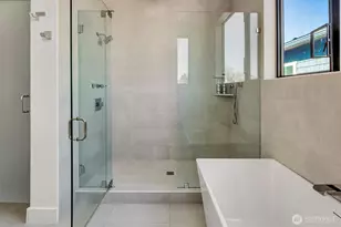 2660 9th Ave W, Seattle, WA 98119 - Photo 17