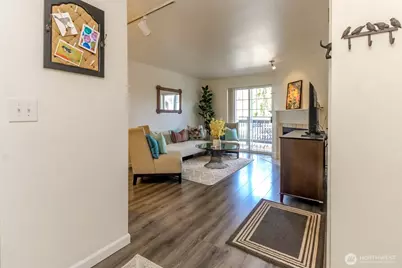 22810 30th Avenue S #C203, Des Moines, WA 98198 - Photo 5