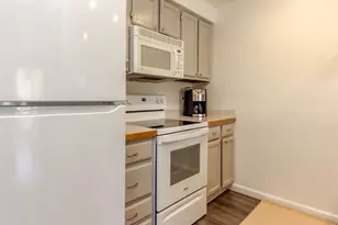 22810 30th Ave S, Des Moines, WA 98198 - Photo 11