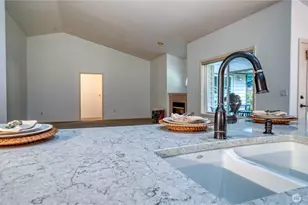 6215 59th Ave Ct W, University Place, WA 98467 - Photo 13